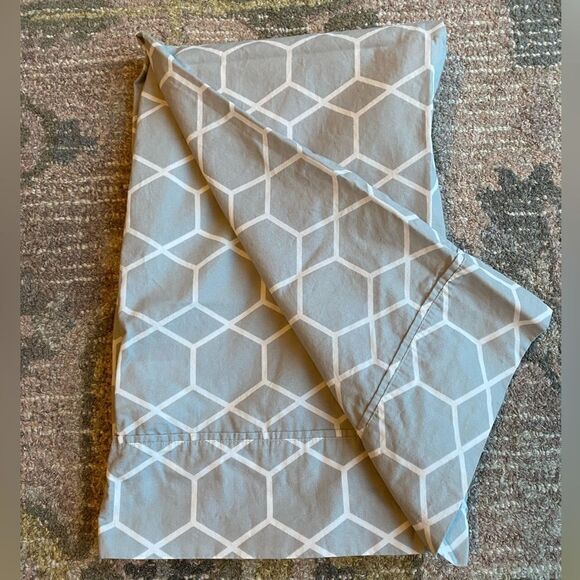 Threshold Honeycomb Design Bed Pillow Case Set - Picture 5 of 5